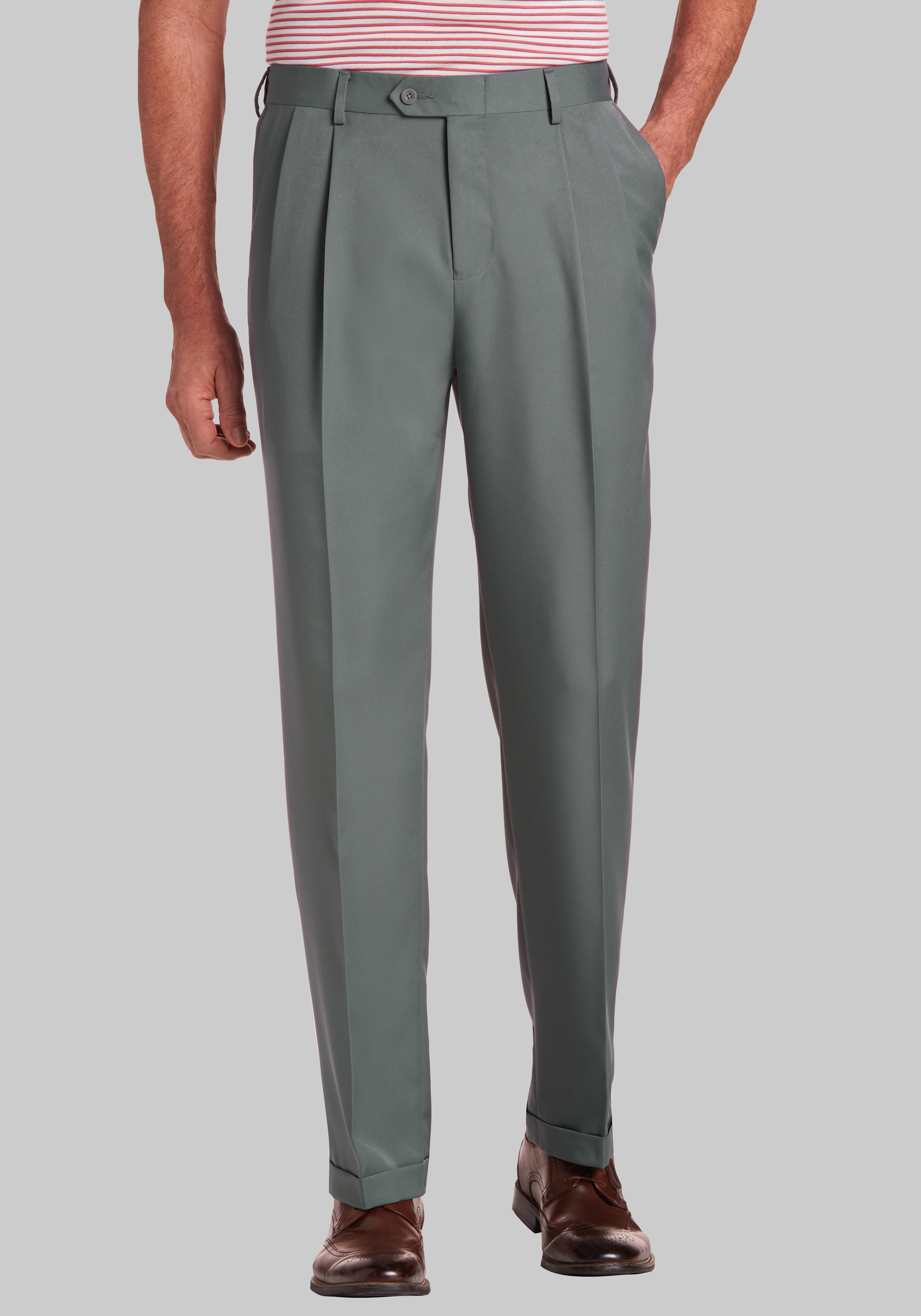 men's trousers with front pleats