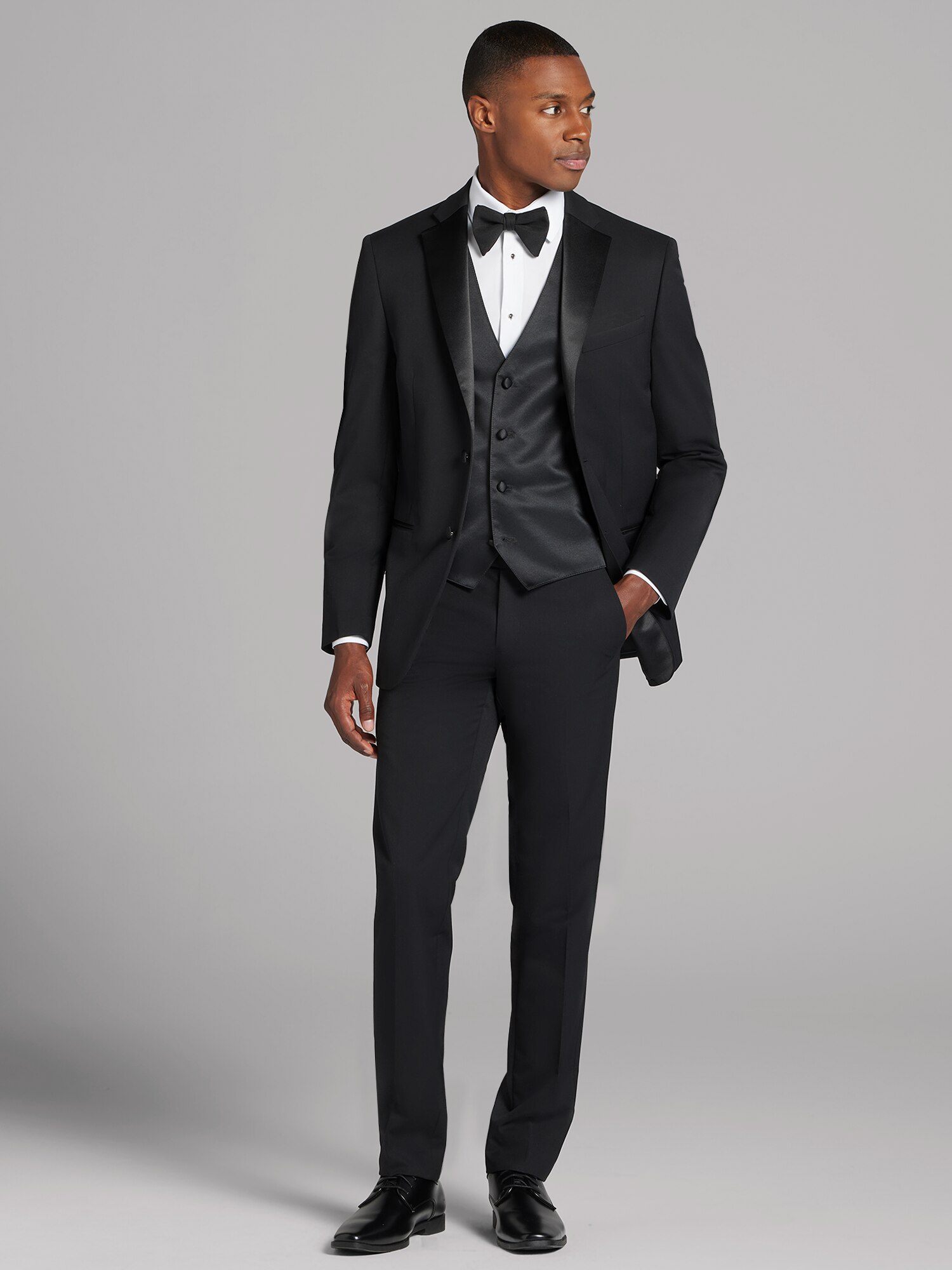 Egara Black Tuxedo